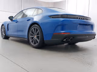 2026 Porsche Panamera Base - Photo 17