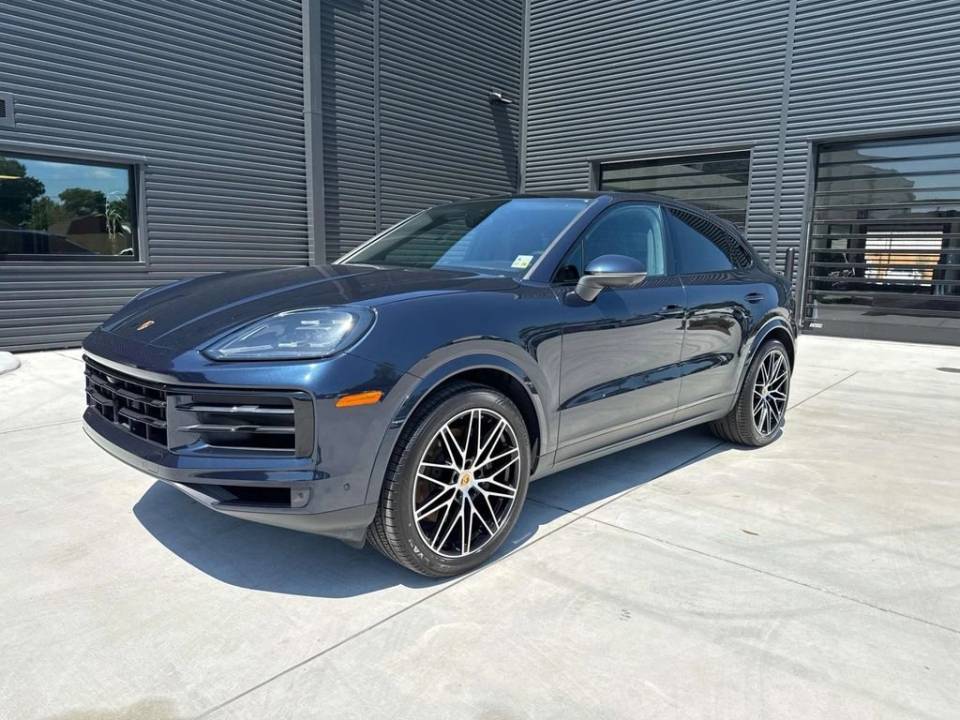 2024 Porsche Cayenne Coup