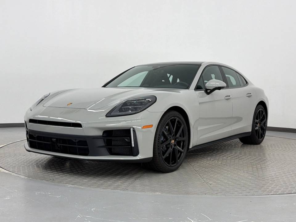 2026 Porsche Panamera