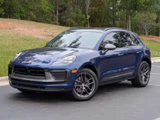 2025 Porsche Macan T's photo