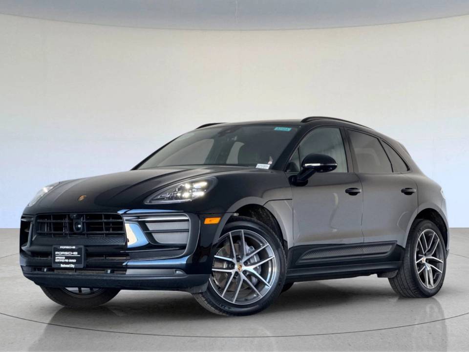 2026 Porsche Macan