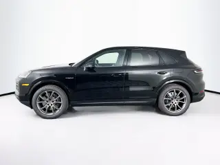 2026 Porsche Cayenne E-Hybrid - Photo 13