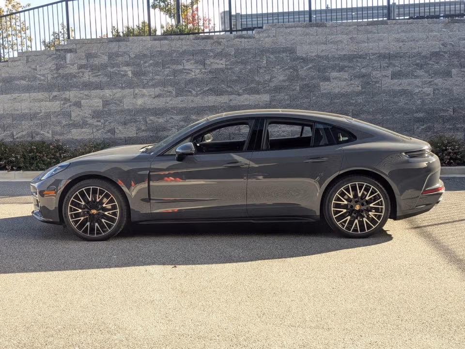2026 Porsche Panamera Base - Photo 11