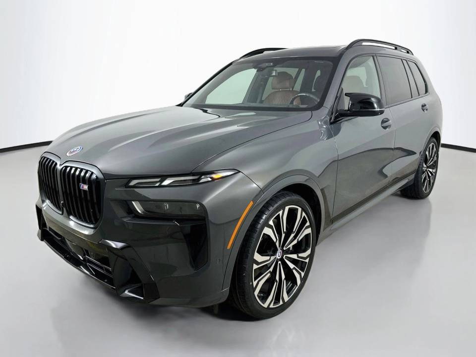 2023 BMW X7 M60i