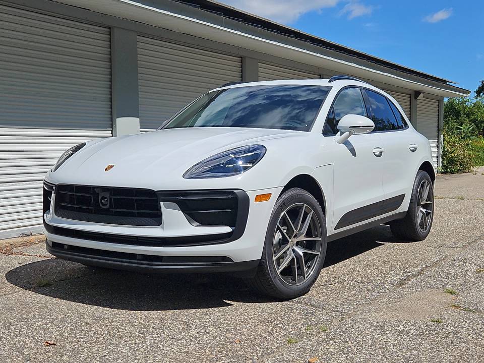 2026 Porsche Macan