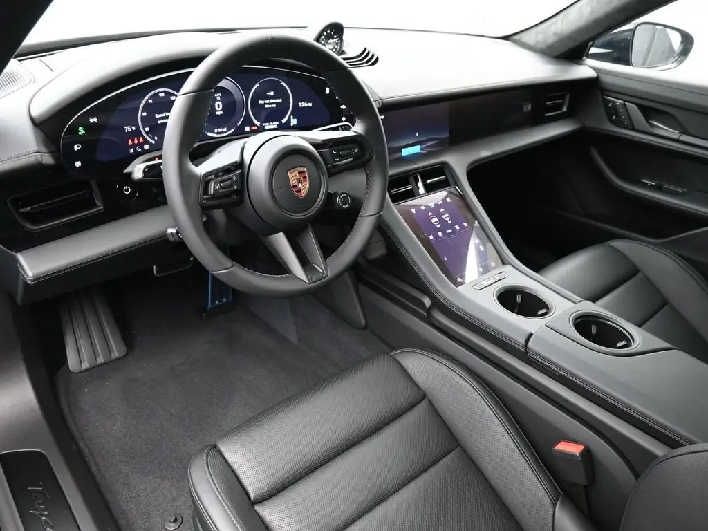 2026 Porsche Taycan GTS - Photo 32