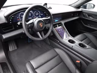 2026 Porsche Taycan GTS - Photo 25