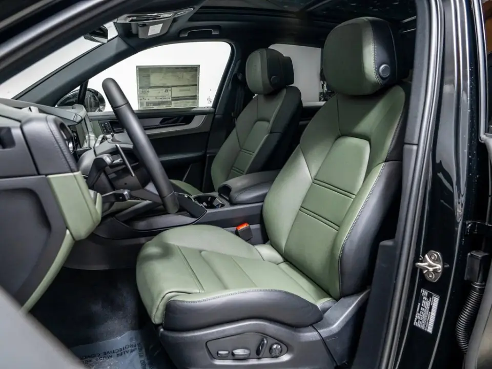 2026 Porsche Cayenne Base - Photo 39