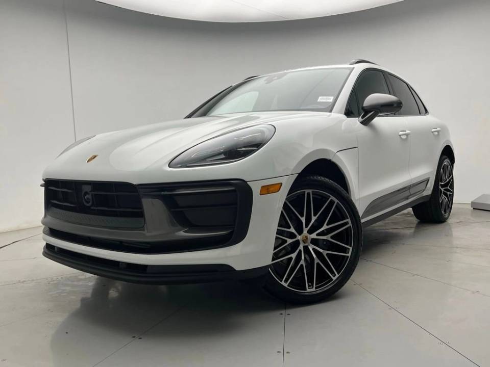 2026 Porsche Macan T