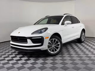 2026 Porsche Macan's photo