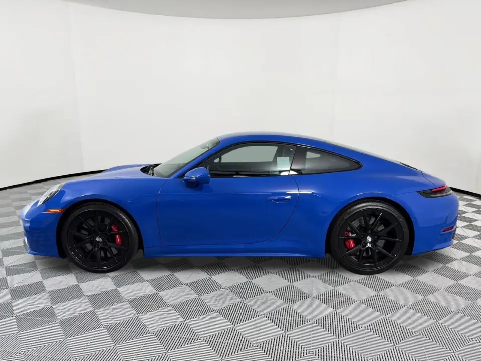 2025 Porsche 911 S - Photo 15