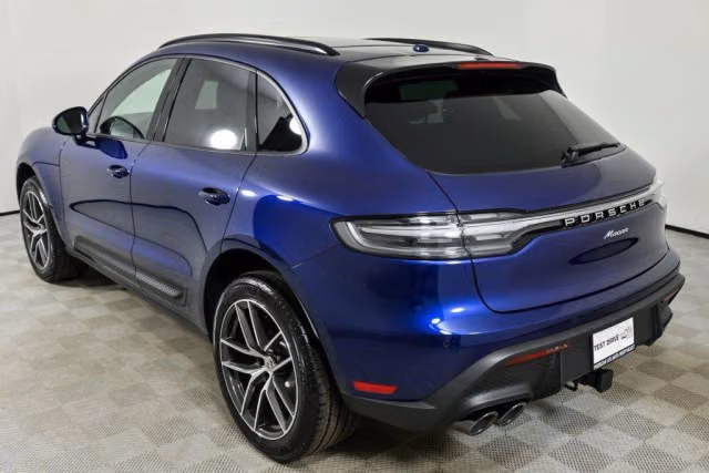 2026 Porsche Macan Base - Photo 18