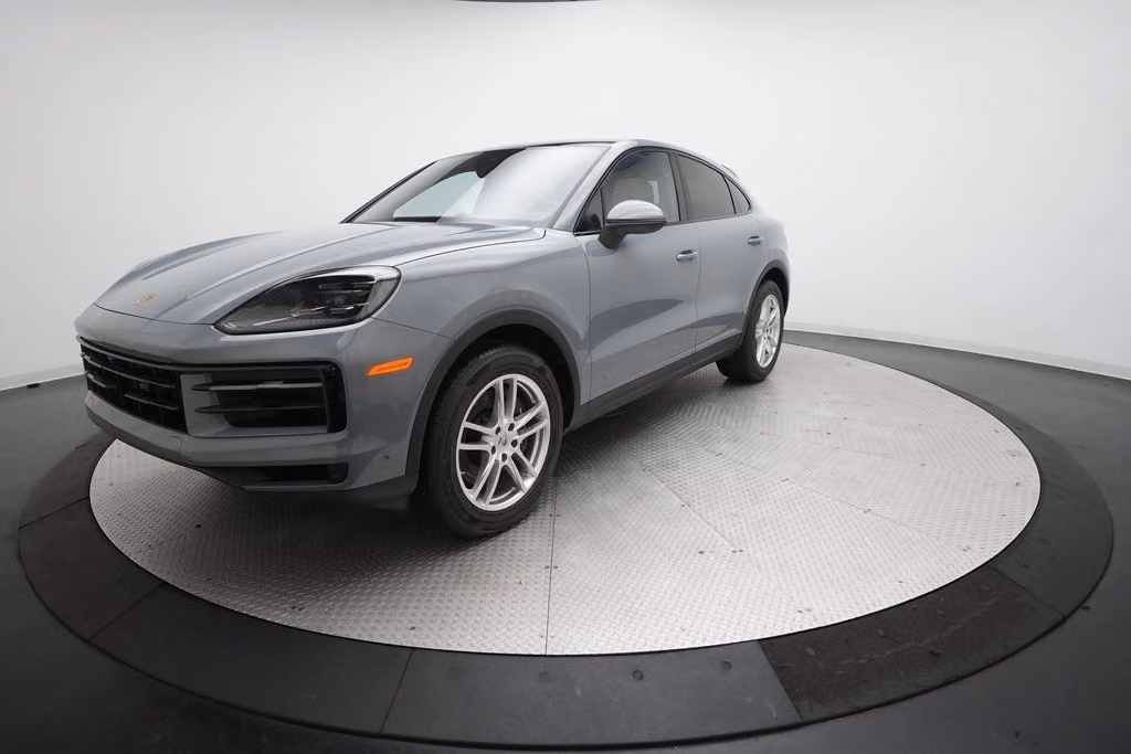 2026 Porsche Cayenne Coupe Base - Photo 4