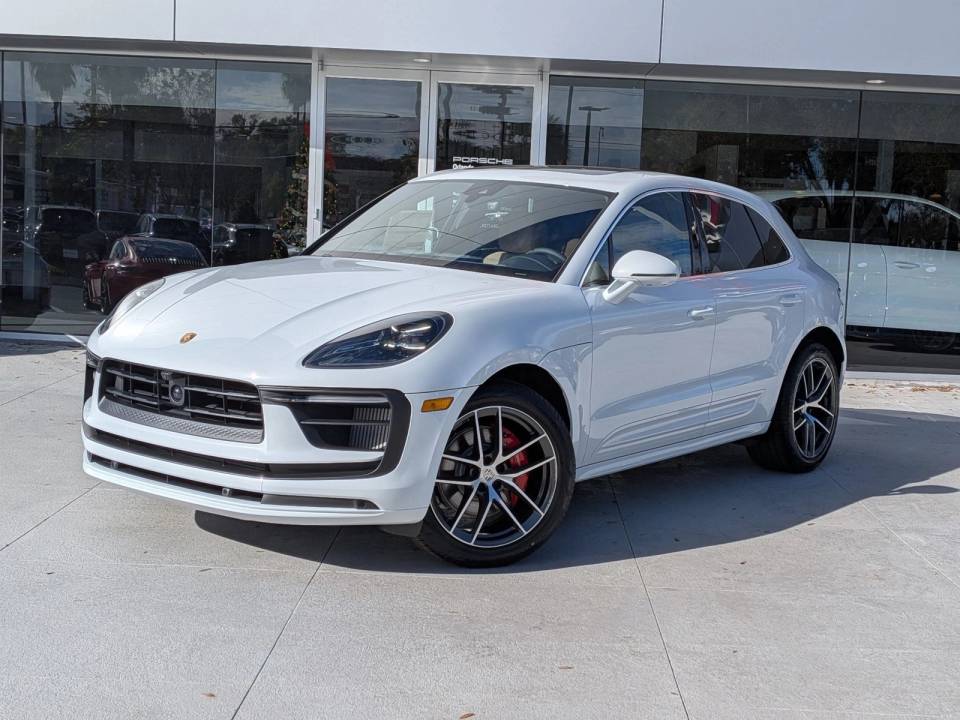2026 Porsche Macan