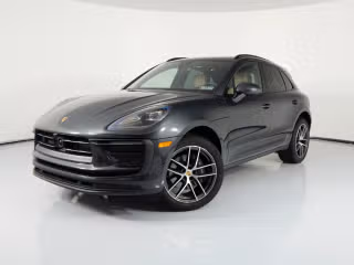 2026 Porsche Macan's photo
