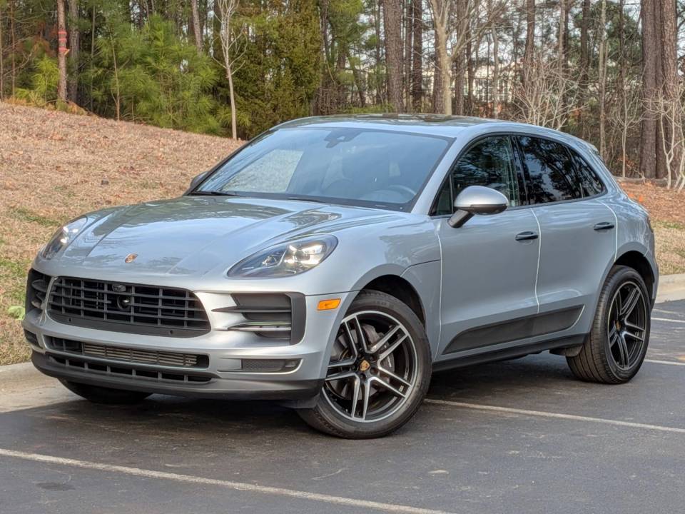 2021 Porsche Macan Base