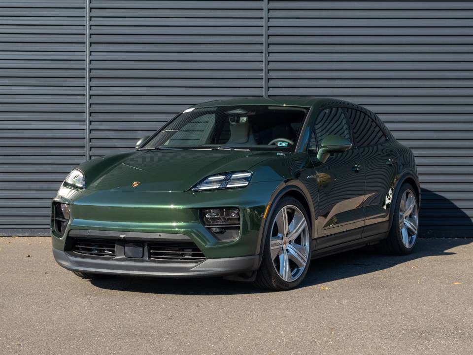 2026 Porsche Macan