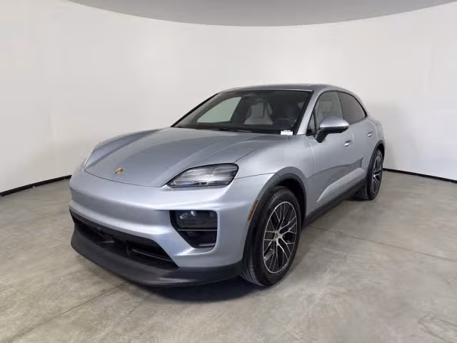 Used 2026 Porsche Macan Base with VIN WP1AA2XA7TL000068 for sale in Nashua, NH