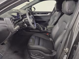 2025 Porsche Cayenne Coup E-Hybrid - Photo 33