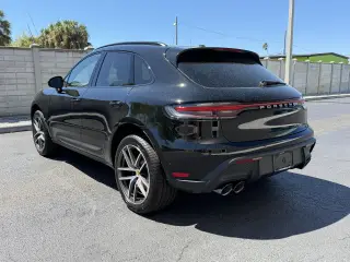 2026 Porsche Macan T - Photo 21