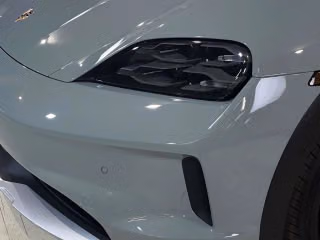 2026 Porsche Taycan S - Photo 33