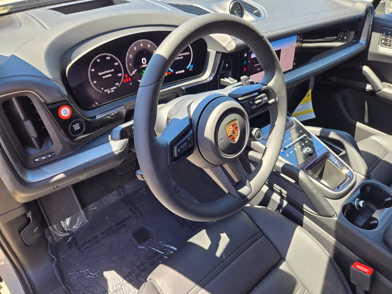 2025 Porsche Cayenne Coup E-Hybrid - Photo 28