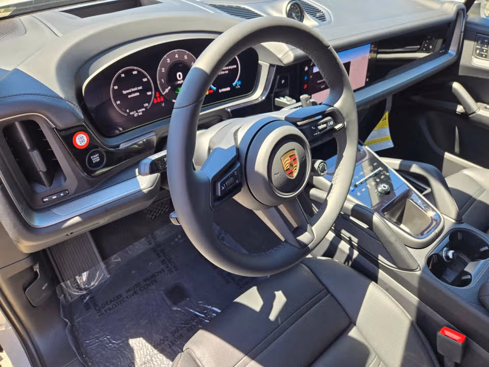 2025 Porsche Cayenne Coup E-Hybrid - Photo 27