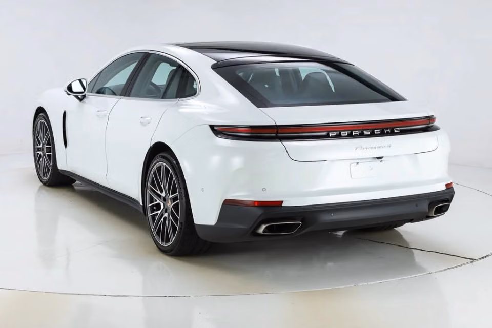 2025 Porsche Panamera Base - Photo 19