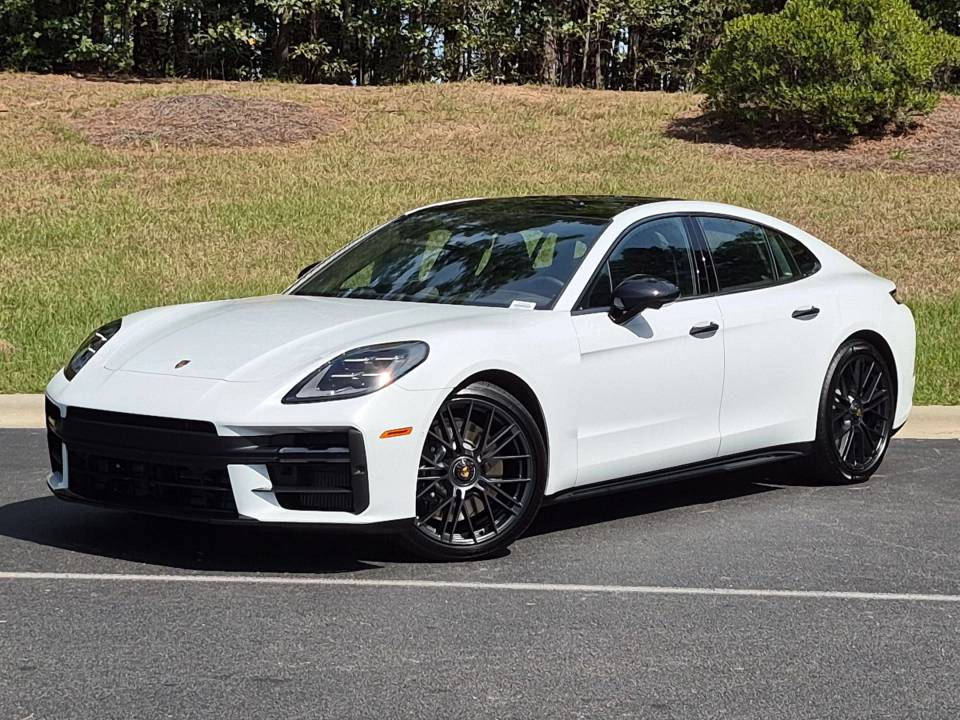 2026 Porsche Panamera