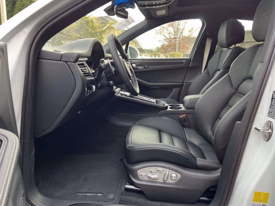 2026 Porsche Macan GTS - Photo 35