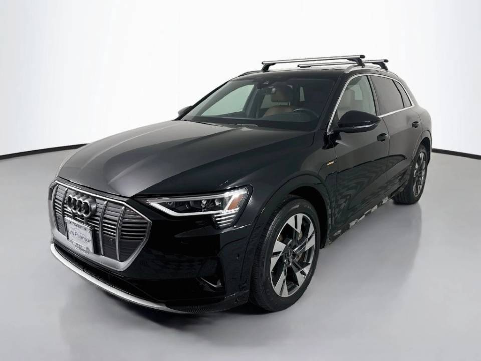 2022 Audi e-tron