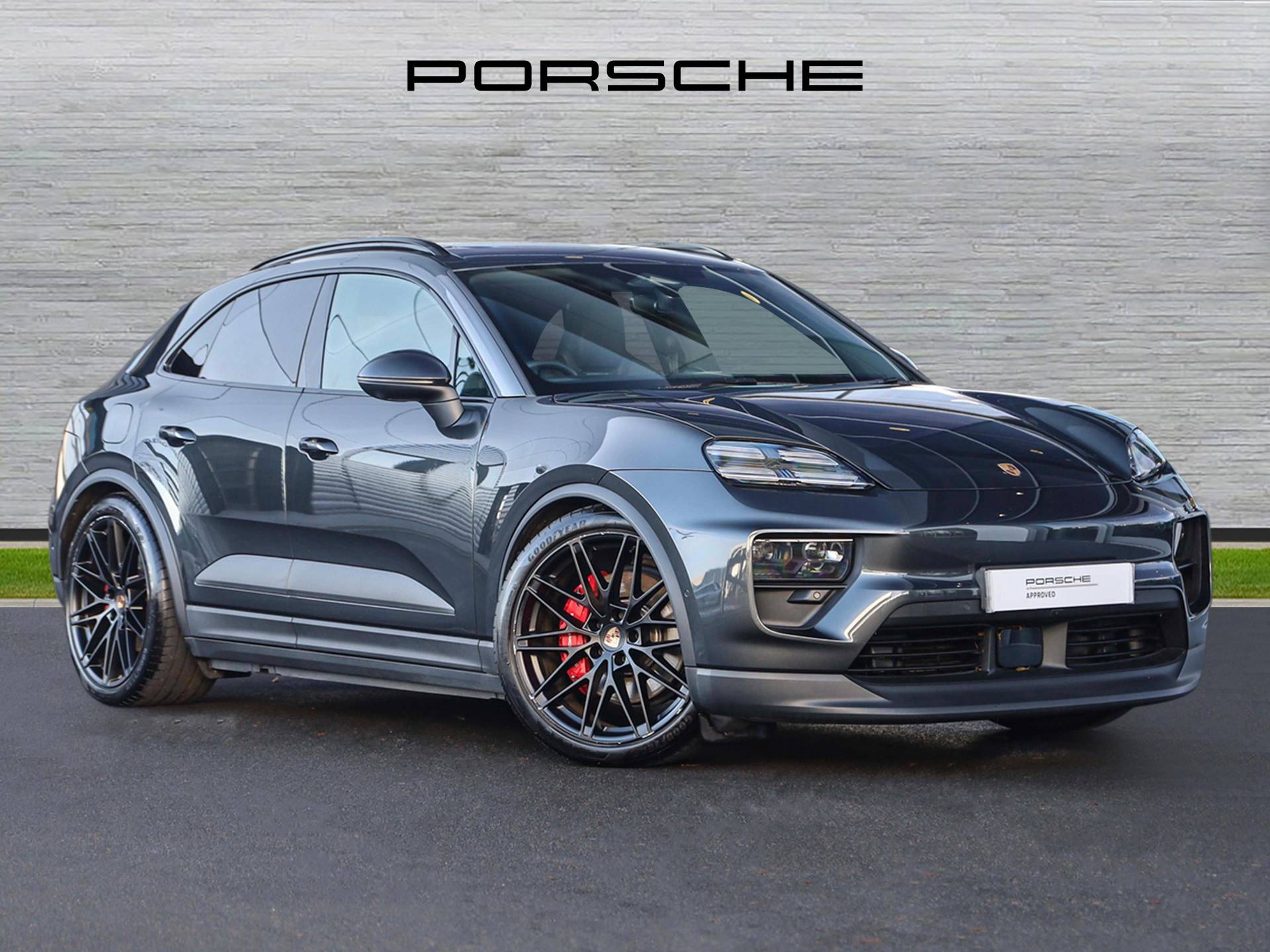 Macan 4S, photo 1 of 33