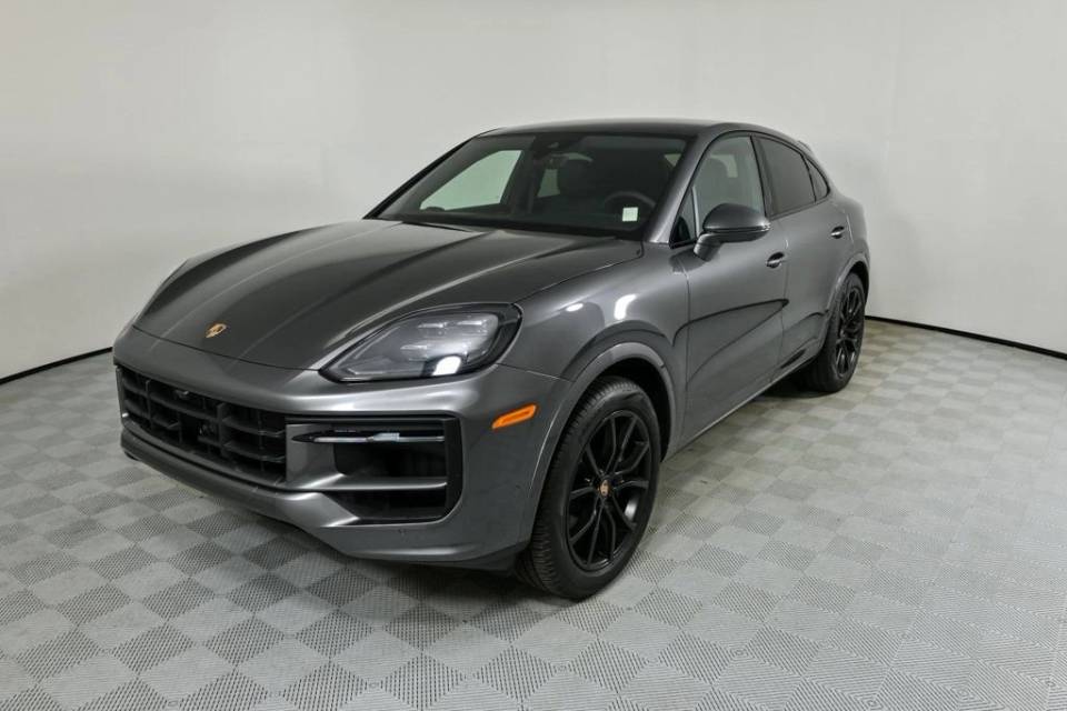 2025 Porsche Cayenne Coup