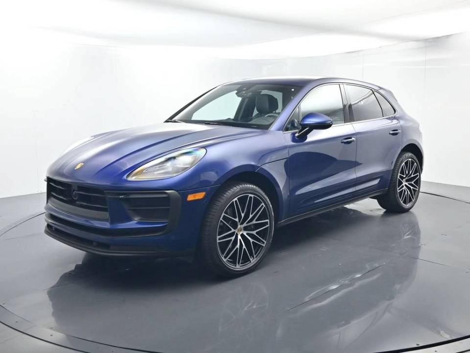 2025 Porsche Macan