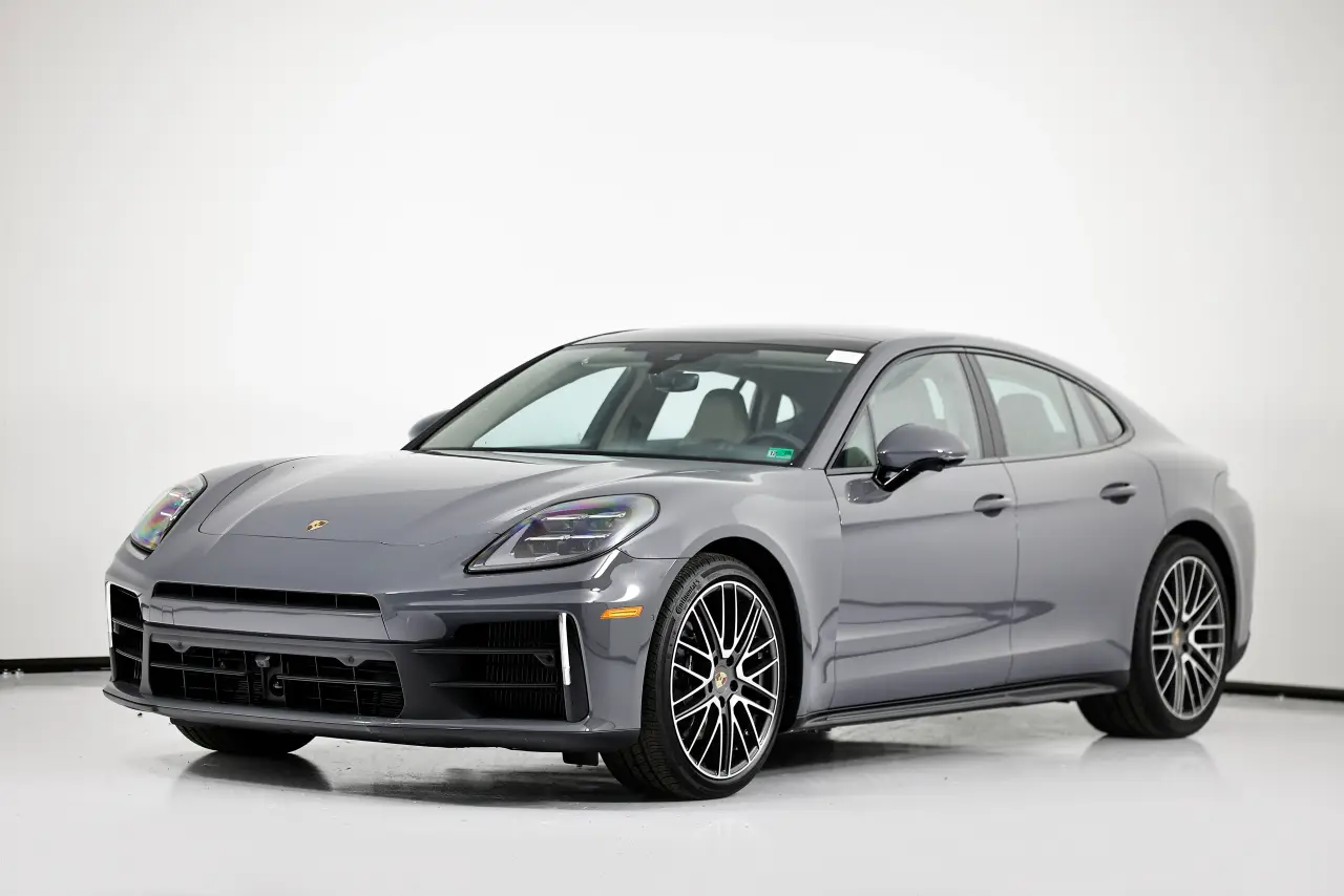 2026 Porsche Panamera Base - Photo 8