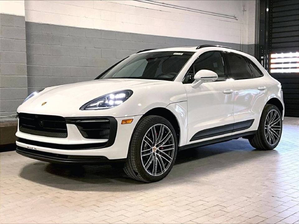 2026 Porsche Macan