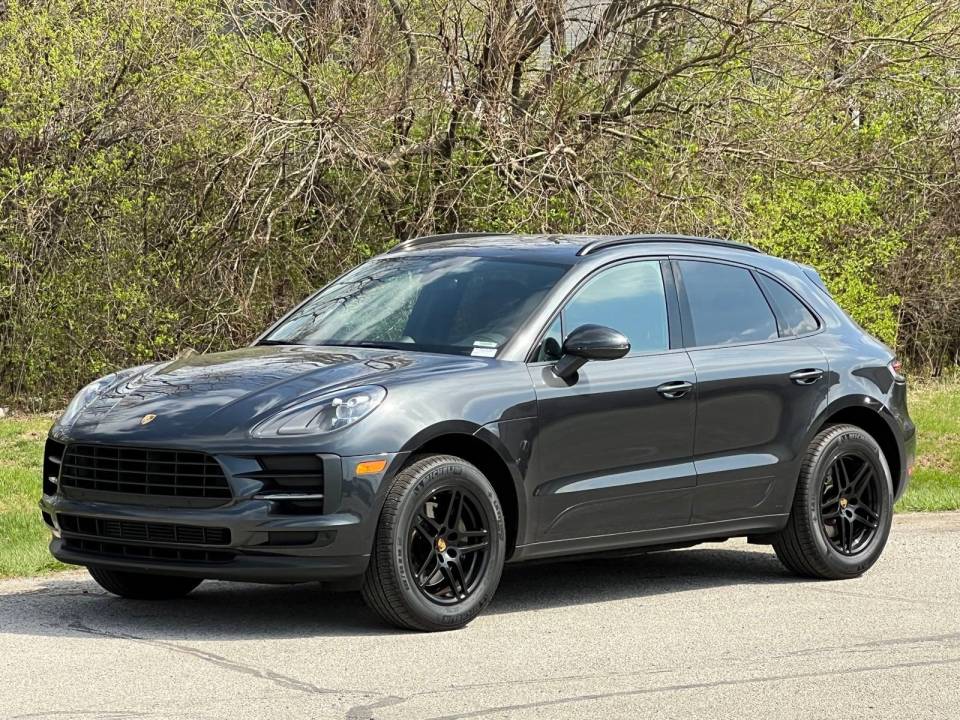 2020 Porsche Macan Base