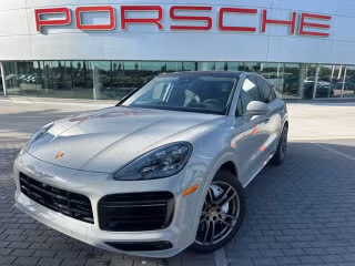 2023 Porsche Cayenne Turbo's photo