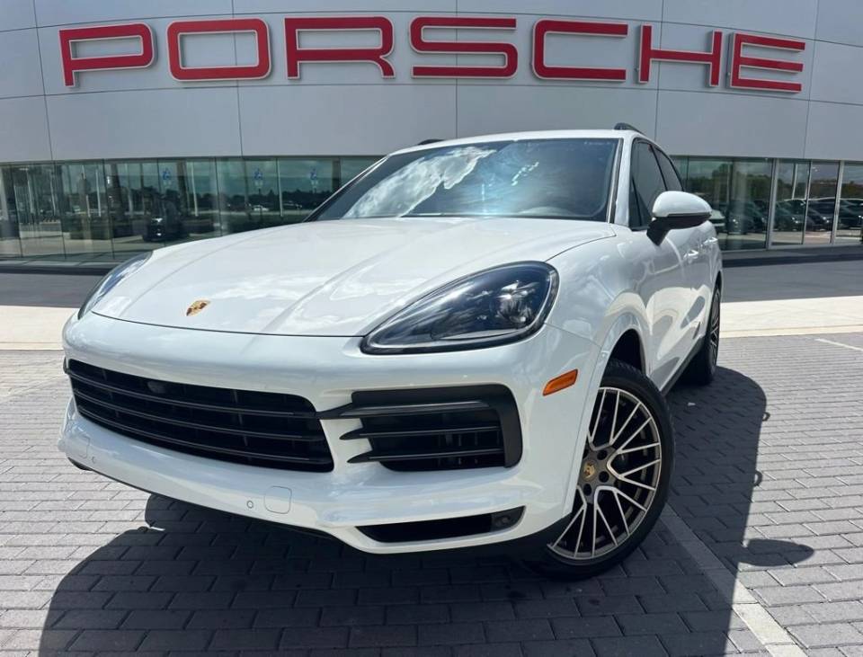 2023 Porsche Cayenne Base
