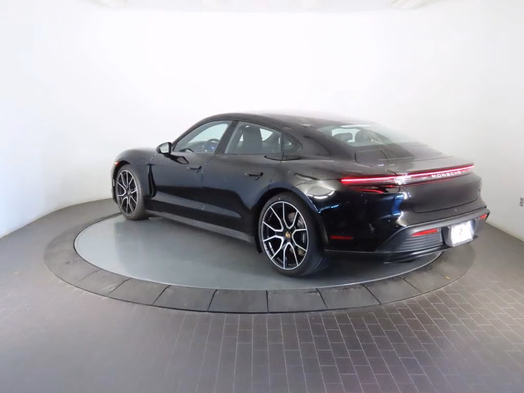 2026 Porsche Taycan Base - Photo 20