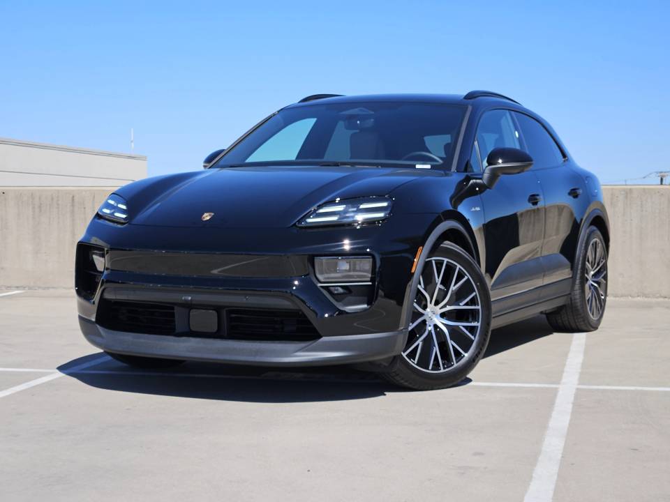 2026 Porsche Macan Electric