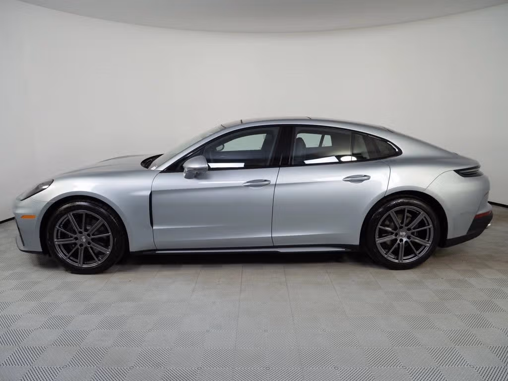 2026 Porsche Panamera Base - Photo 12