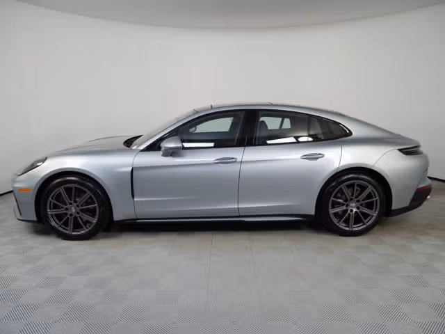 2026 Porsche Panamera Base - Photo 10