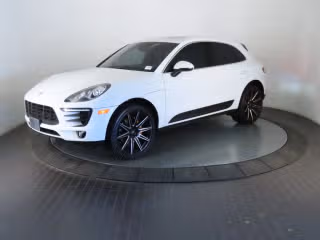 2016 Porsche Macan S's photo