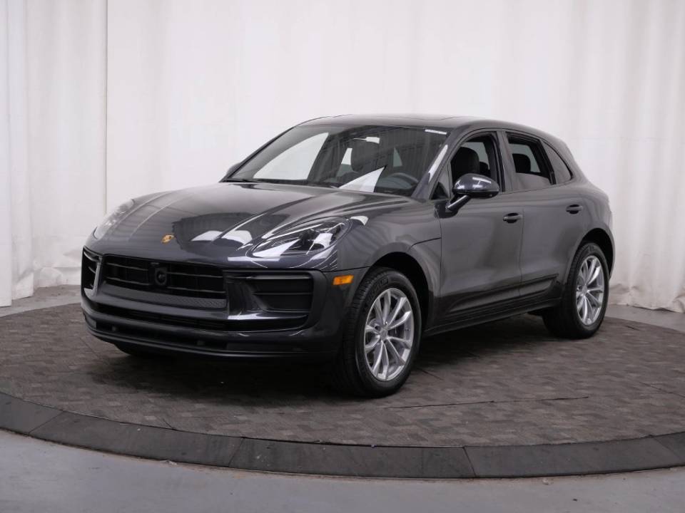 2026 Porsche Macan