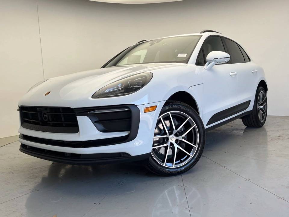 2026 Porsche Macan