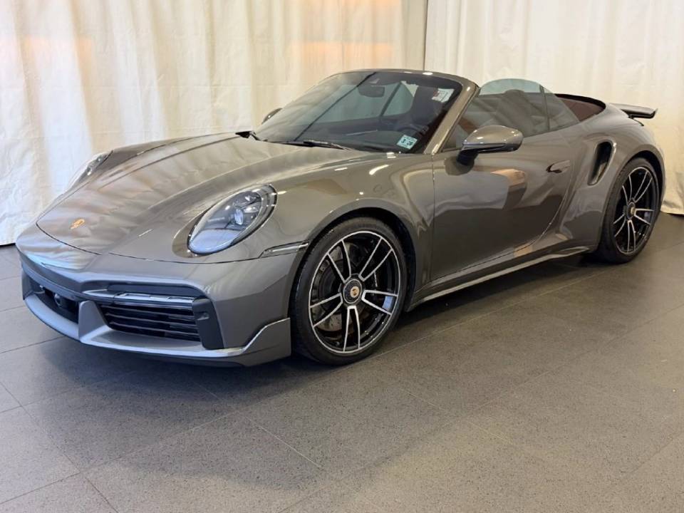 2021 Porsche 911 Turbo