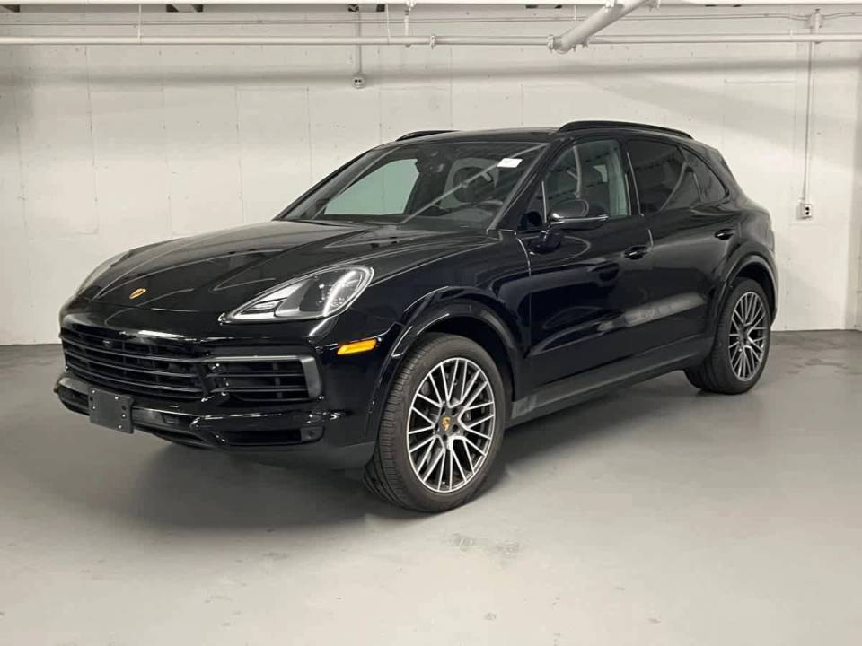 2023 Porsche Cayenne Base