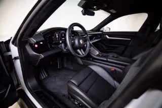 2026 Porsche Taycan GTS - Photo 25
