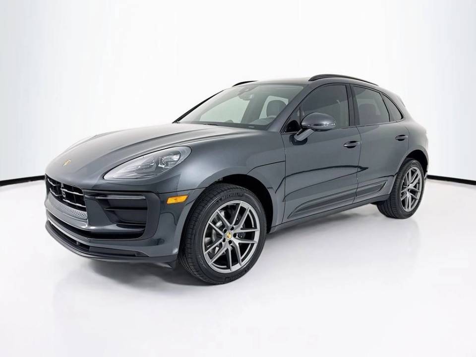 2026 Porsche Macan
